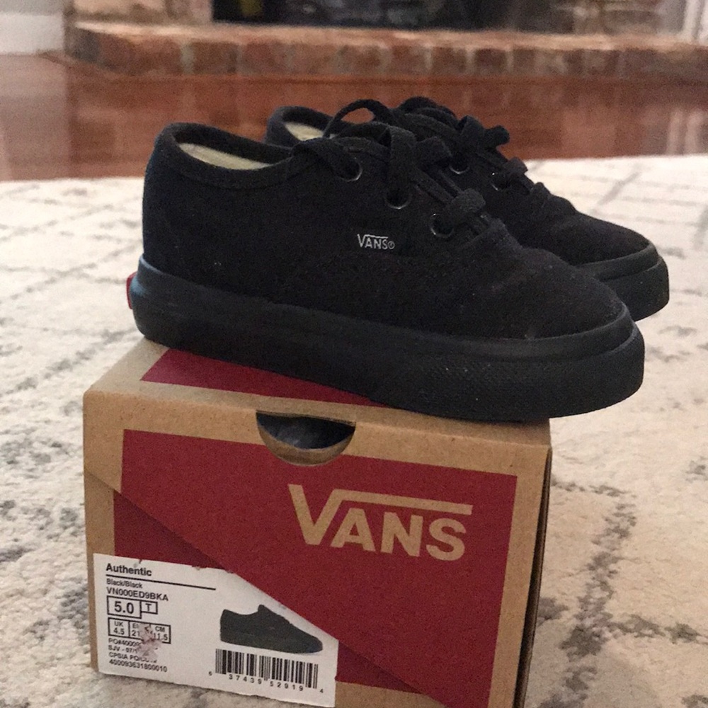 Vans Toddler size 5 New w Box